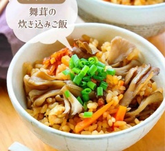 ♡うま味たっぷり！舞茸の炊き込みご飯♡【#簡単レシピ #時短 #節約 #炊飯器 #きのこレシピ #お弁当 】