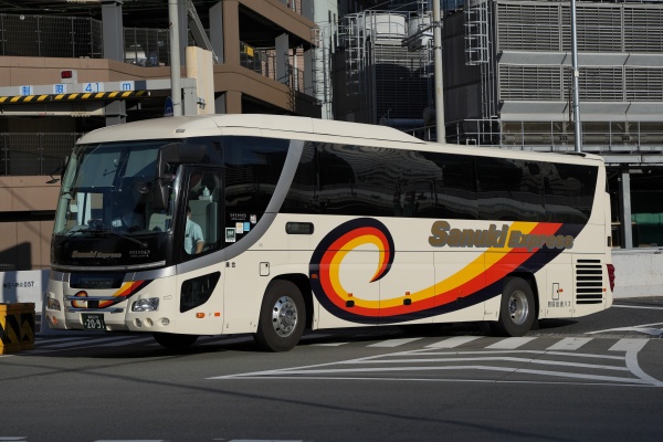 fa480016.jpg