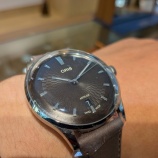 『【ORIS】都会的なドレスウォッチという選択 ― アートリエ デイト』の画像
