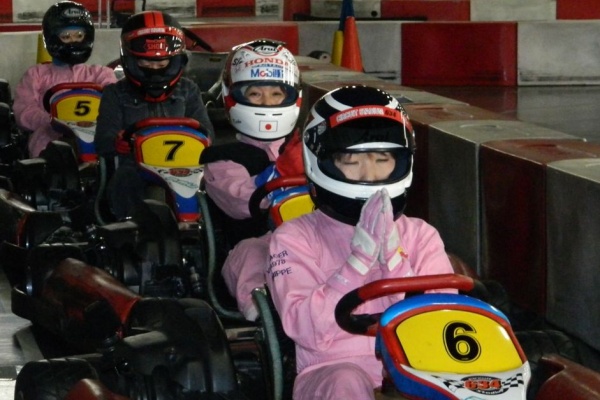 日本人 荒川ヒロシ Carry On Carry Out 久保川澄花