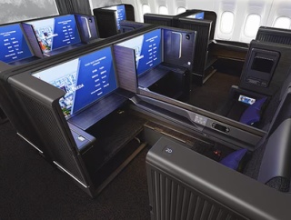 【悲報】ファーストクラス「飛行機の上でネカフェくらいのサービス受けられますw」←これが100万円