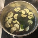 超簡単！ワカメと茄子を食べるための味噌汁