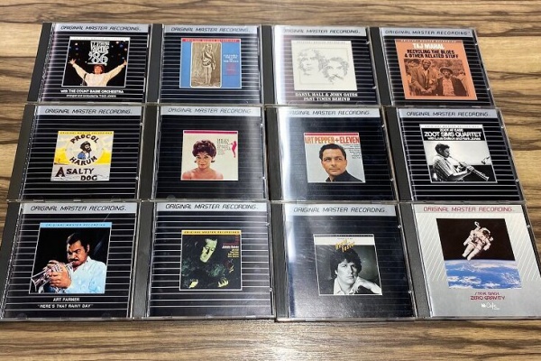中古　バラ売り不可　プログレ　プログレッシブロック　ＣＤ　まとめて　まとめ売り 8CD)(プログレ/ロック) アルバム8組(CD8枚)まとめ売り - メルカリ