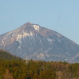 『磐梯山と工場の様子』の画像