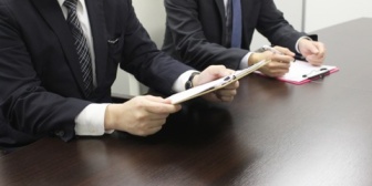 昔職探ししてて、面接した時に求人に書いてある条件と全く別の事言われたんだが、ブラックにも程があるだろって感じの条件で…