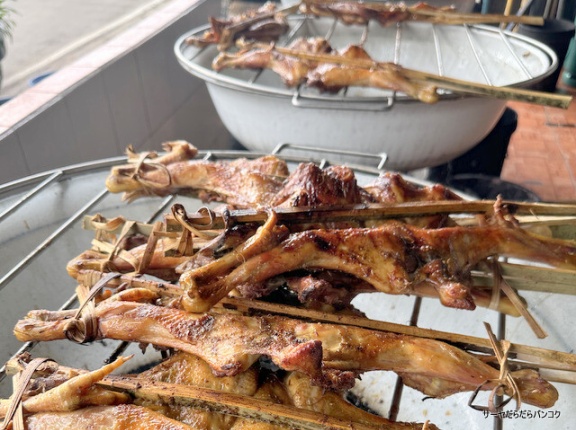 【ガイヤーン ラビヤブ　Kai Yang Rabeab】　at　コーンケーン市内　～朝から営業！味付け最高！絶品ガイヤーン店～