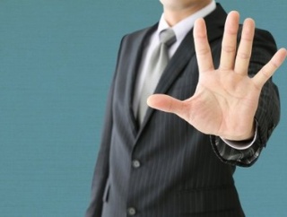 【悲報】新卒ワイ、人事に理不尽なことを言われる