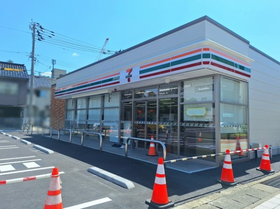 富山市白銀町にコンビニエンスストア『セブン‐イレブン  富山白銀町』がオープンするらしい。