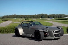 700kgの車重に380hpのパワーはまさにロケットカー！　ドンカーブート「D8 GTO」