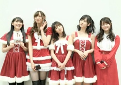 けしからんもっとやれｗ 梅澤美波ちゃんの”絶対領域”・・・最高かよｗｗｗｗｗ