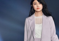 【悲報】久保ちゃん、モデルには不向き………？ ※画像あり