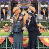 『 [イコラブ] 大谷映美里、鈴木瞳美との“双子”コーデでハロウィンを満喫…【ノイミー】』の画像