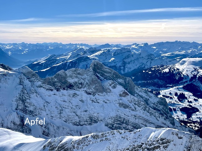 360度見渡せる山々 白銀の世界🇨🇭（センティス山 in スイス-2）