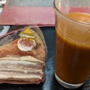 ケーキを食べながら思うこと