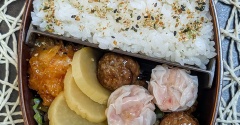 存在感ありすぎなもの～夫のお弁当293