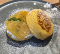 ８月30日に開園した加賀市山代温泉「萬松園 あいうえおの杜」五十音発祥の地にちなんだ「カフェあいうえお」でパンケーキと献上加賀棒茶