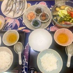 陽はすでにカンジス川から