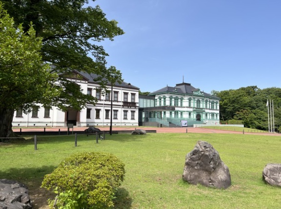 この夏は本多の森へ！『石川県立美術館』『国立工芸館』『石川県立歴史博物館』が夜間開館実施。7月18日〜8月16日の金土曜。『県立美術館』早朝開館は7月19日〜8月17日の土日祝。