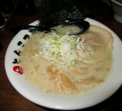 浦安　らーめん五衛門　豚骨塩らーめん