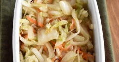 余った白菜で！やめられない美味しさ！ラーパーツァイ(甘酸っぱい中華の即席漬物)