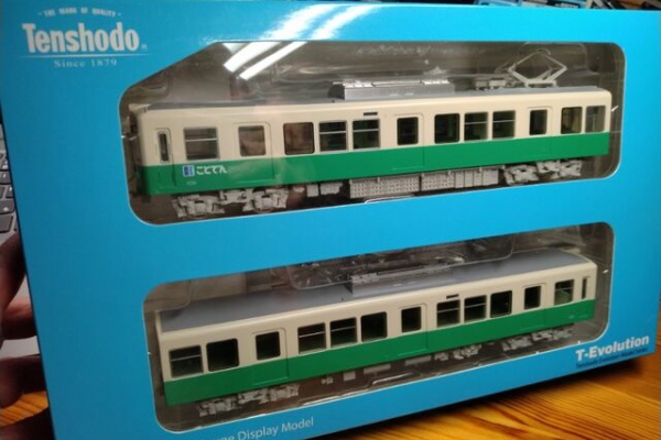 クローゼットの中の鉄道模型 - HOゲージ 電車