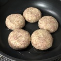 【貧乏飯】いつ振りのハンバーグだろうか...