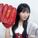 『[イコラブ] 山本杏奈『"カープで始球式" という夢が叶いました…』』の画像