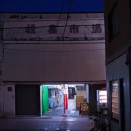 夜散歩のススメ5162「中通路式ストアの松島市場」