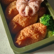 ニャン✕スクワットタイム。と、お花のちょうちょ作りました。