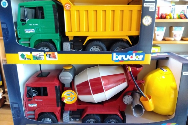 ブルーダートラック MB Arocs ハーフパイプダンプトラック BLUE RED bruder