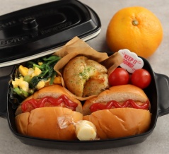 ロールパンで作るミニホットドッグとルピシアグランマルシェ