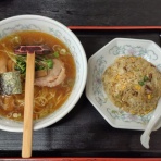 青木悠真のラーメンと野球で日が暮れる