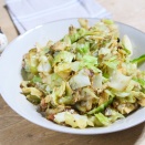 キャベツが1/4カットあったら「キャベツ炒め」で副菜完成