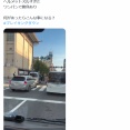 【衝撃】配達員とバイク乗り、路上で大乱闘を繰り広げる。どうしてこうなったｗｗｗｗ