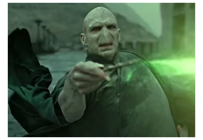 【悲報】ヴォルデモートさん、最終決戦で勝っててもマグルに滅ぼされる事が決まっていた