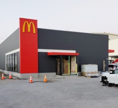 【画像】完成が見えてきたマクドナルド小牧インター店