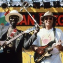 アリ・ファルカ・トゥーレとライ・クーダー with クーダーキャスター！