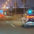 中国の自動運転タクシー100台以上が突然停止、交通が大混乱。政府、自動運転車の新規登録不許可へ