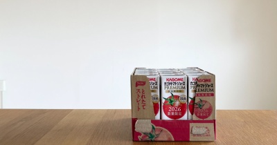 残暑の冷蔵庫にトマトジュース
