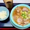 新橋ニューともちんラーメン＠利根跡地(神保町) 立ち喰いラーメンは如何？