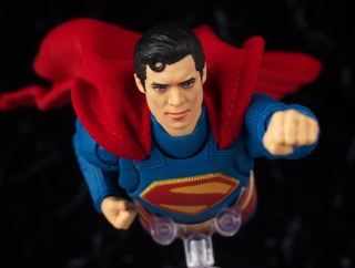 S.H.フィギュアーツ スーパーマン(スーパーマン) レビュー