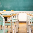 中2男子、終わりの会の最中に教師をぶん殴って現行犯逮捕される