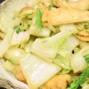 濃い味♪白菜と油揚げのやみつき炒め