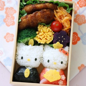 PYOS オムライス弁当 フィギュア2体セット オリンピック二連覇プーさんのオムライス弁当/@konomi.619