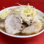 ラーメン二郎「また近所の方から当店のお客さんが嘔吐しているとのお知らせがありました。怒ったりはしないので無理そうなら残してください」