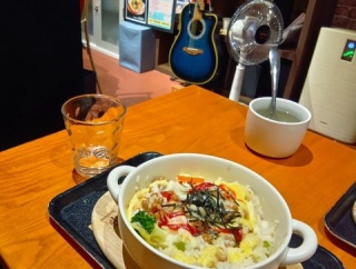 桃鉄で知った埼玉県本庄市の公式B級ご当地グルメ・『ナピラ』(納豆ピザライス)