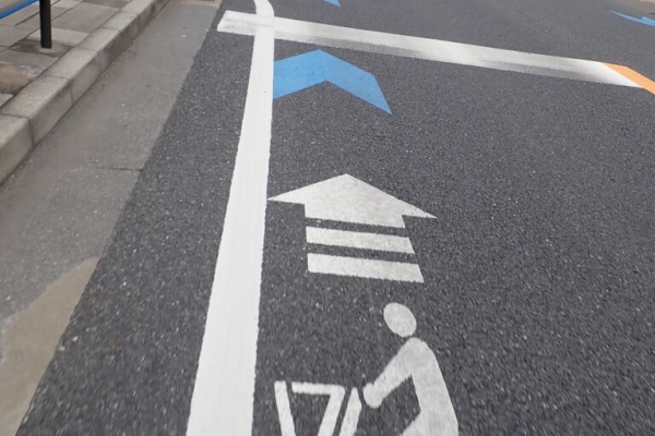 サイクリング評論家 平本雅典 P 自動車評論家が論じるサイクリング 国沢氏の辛口批評