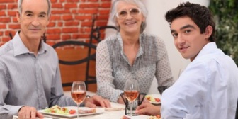 旦那が義母と電話を怒ってきってたんだけど、内容は私たちの赤ちゃんの名前を考えたってことだったらしい。旦那、ナイス