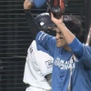 【vs.西武】引退表明の日ハム木村文紀が涙　粋な途中交代で西武ナイン全員と異例の握手　新庄監督は抱擁
