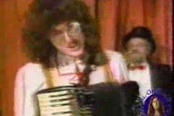 100 アル ヤンコビック Pv